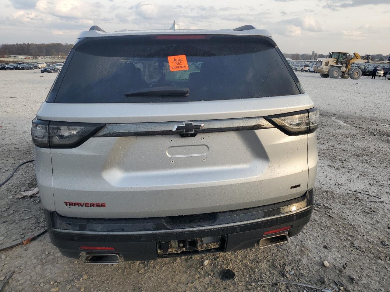 2018 Chevrolet Traverse VIN 1GNEVJKW9JJ112183 Copart auction photo, top/roof / front end damage thumbnail 6