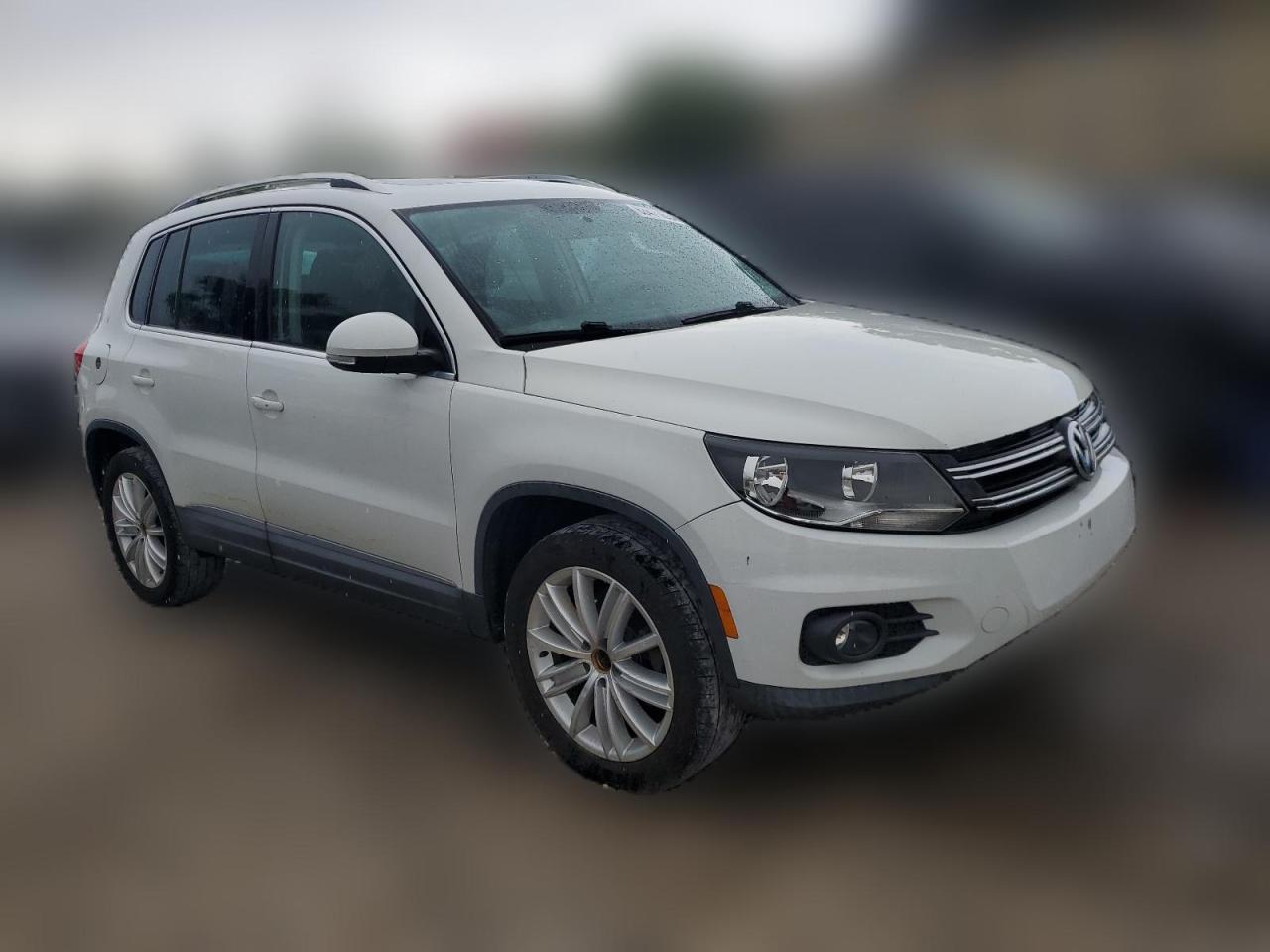 2015 Volkswagen Tiguan VIN WVGAV7AX2FW515951 Copart auction photo, water/flood / mechanical damage thumbnail 4