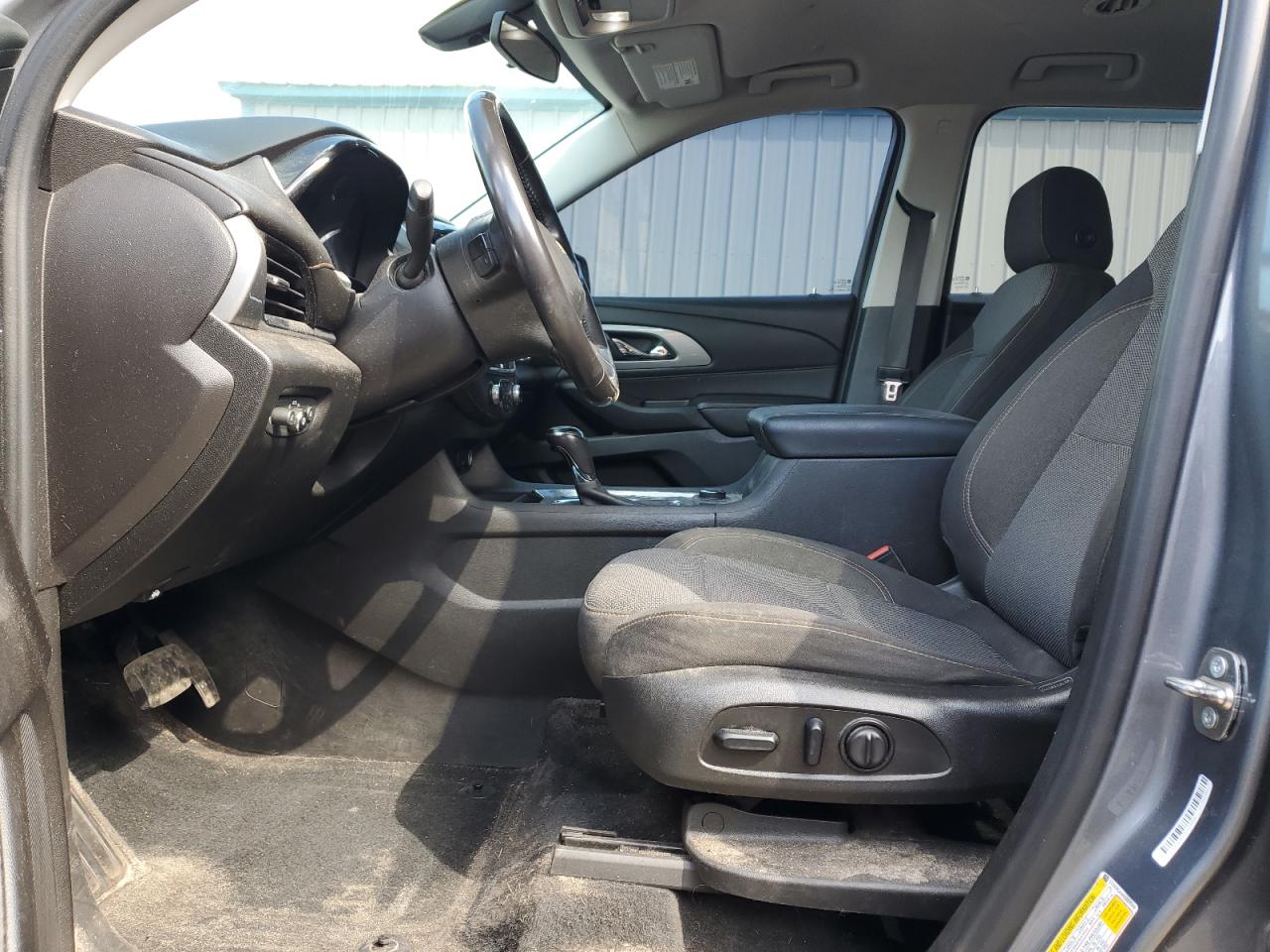 2018 Chevrolet Traverse VIN 1GNERGKW4JJ228849 Copart auction photo, front end / side damage thumbnail 7