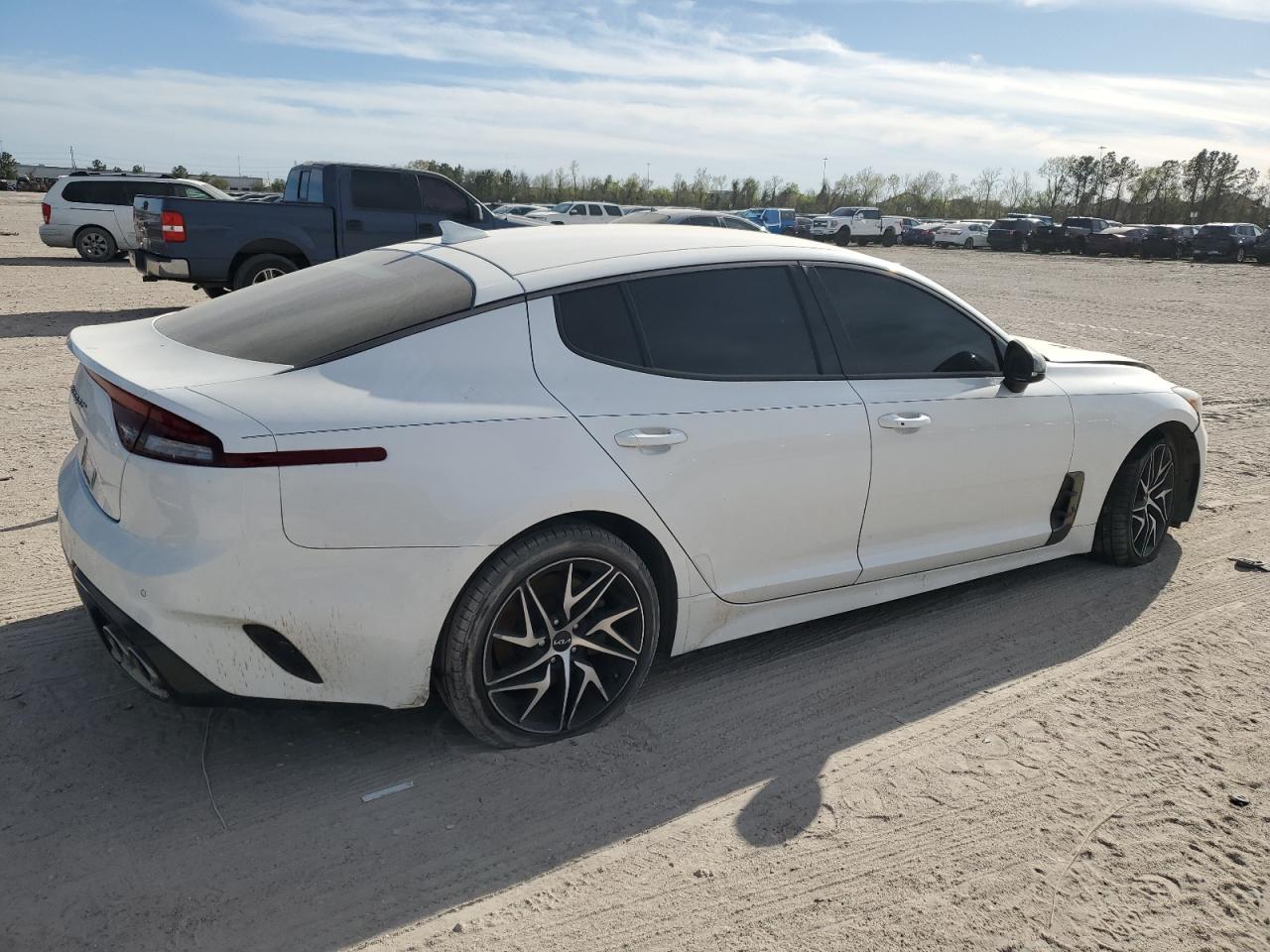 2022 KIA Stinger VIN KNAE35LD4N6103996 Copart auction photo, front end / minor dent/scratches damage thumbnail 3