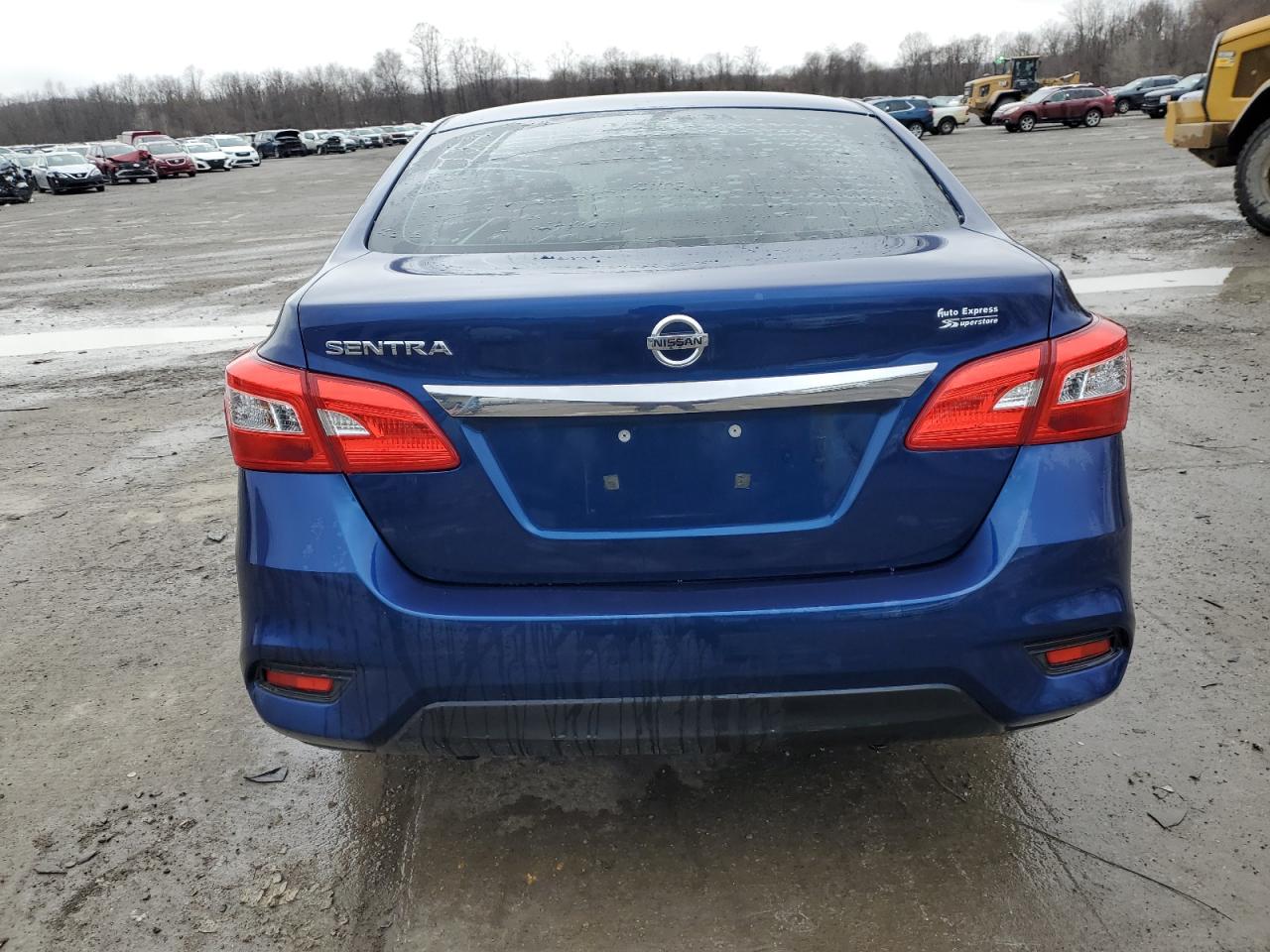2017 Nissan Sentra VIN 3N1AB7AP4HY353994 Copart auction photo, front end damage thumbnail 6