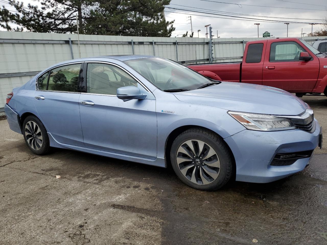 2017 Honda Accord VIN JHMCR6F79HC001666 Copart auction photo, rear end damage thumbnail 4