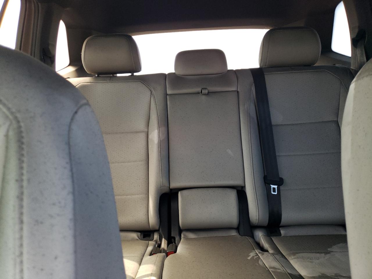 2019 Volkswagen Tiguan VIN 3VV2B7AX1KM029211 Copart auction photo, burn damage thumbnail 10