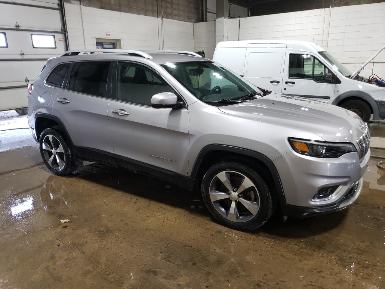 2019 Jeep Grand Cherokee VIN 1C4PJLDB5KD392252 Copart auction photo, vandalism / front end damage thumbnail 4