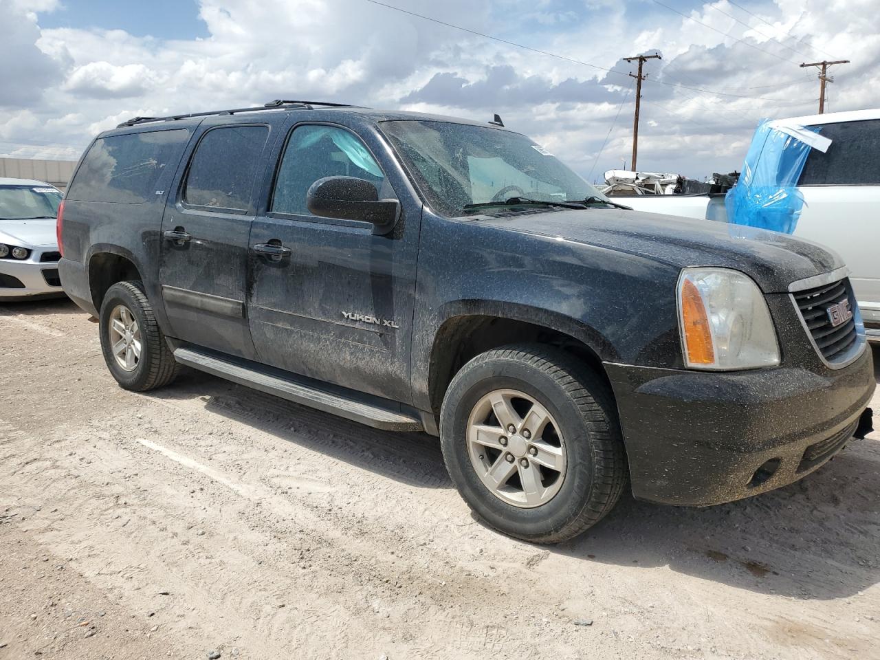 2013 GMC Yukon VIN 1GKS2KE78DR255781 Copart auction photo, front end / side damage thumbnail 4