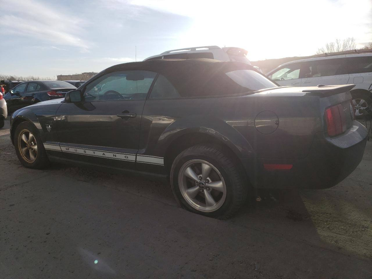 2009 Ford Mustang VIN 1ZVHT84N895126487 Copart auction photo, rear end / minor dent/scratches damage thumbnail 2