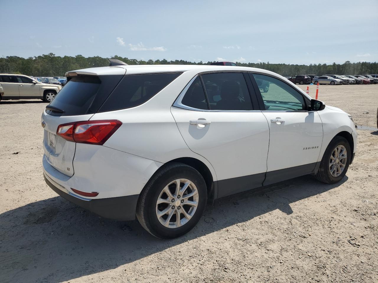 2020 Chevrolet Equinox VIN 3GNAXKEV1LS527310 Copart auction photo, front end damage thumbnail 3