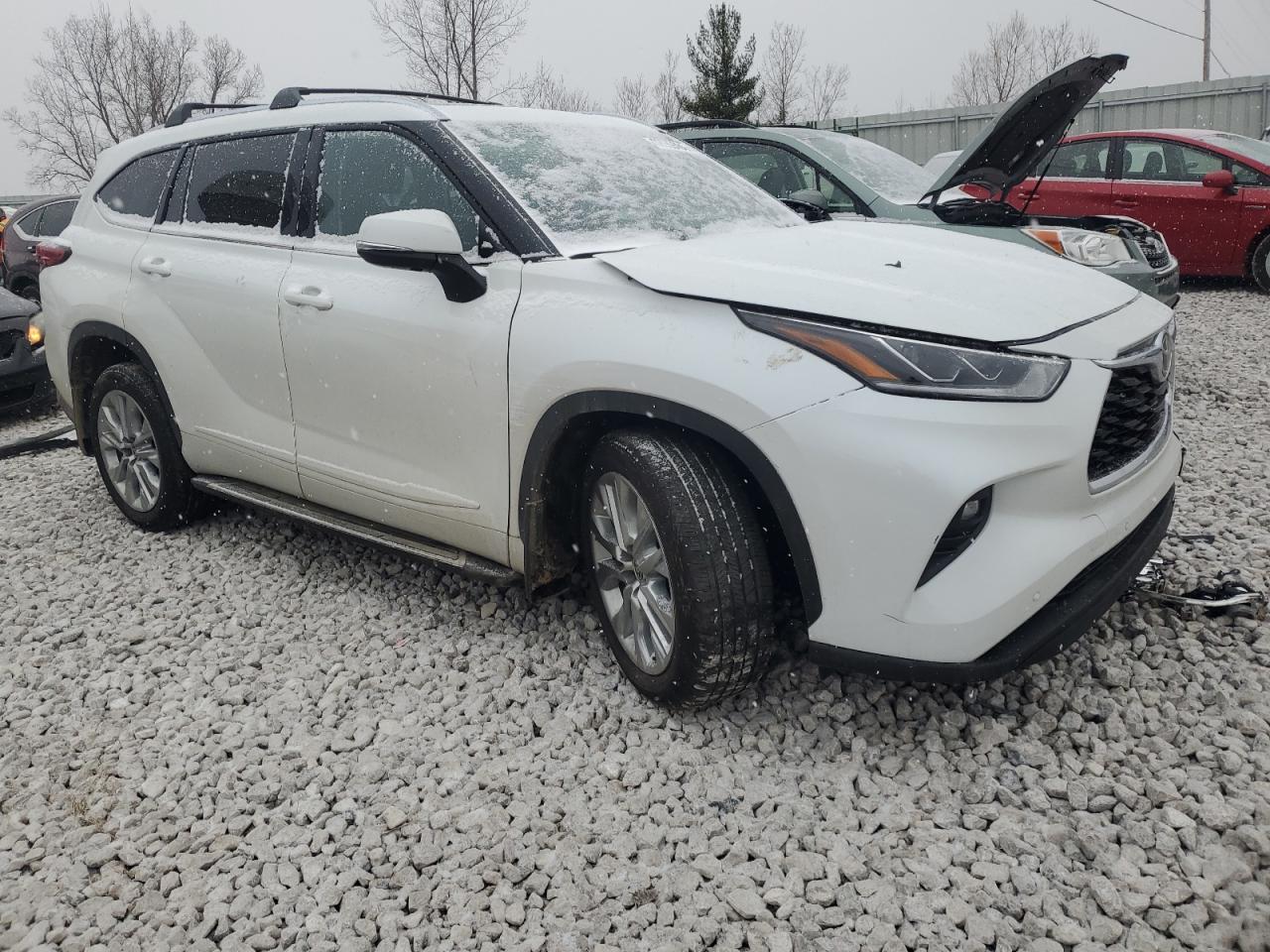 2022 Toyota Highlander VIN 5TDDZRBH8NS252209 Copart auction photo, front end damage thumbnail 4