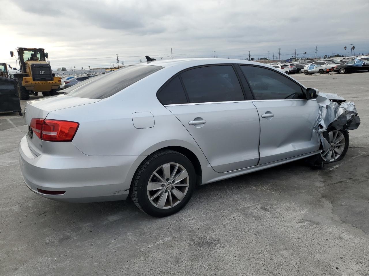 2015 Volkswagen Jetta VIN 3VWD17AJ3FM310127 Copart auction photo, front end / side damage thumbnail 3