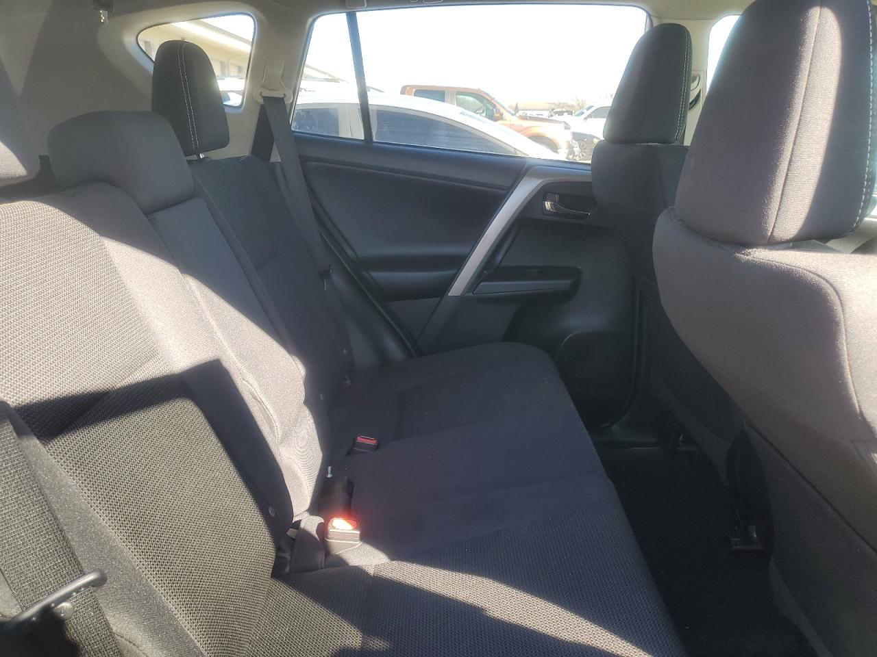 2018 Toyota RAV 4 VIN 2T3WFREV4JW481238 Copart auction photo, rear end damage thumbnail 11