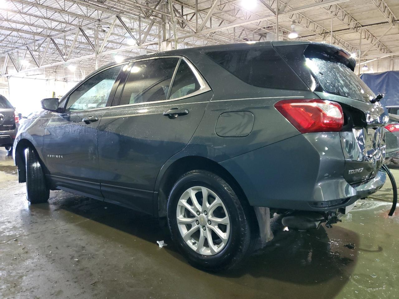 2020 Chevrolet Equinox VIN 3GNAXJEV2LS555708 Copart auction photo, rear end damage thumbnail 2