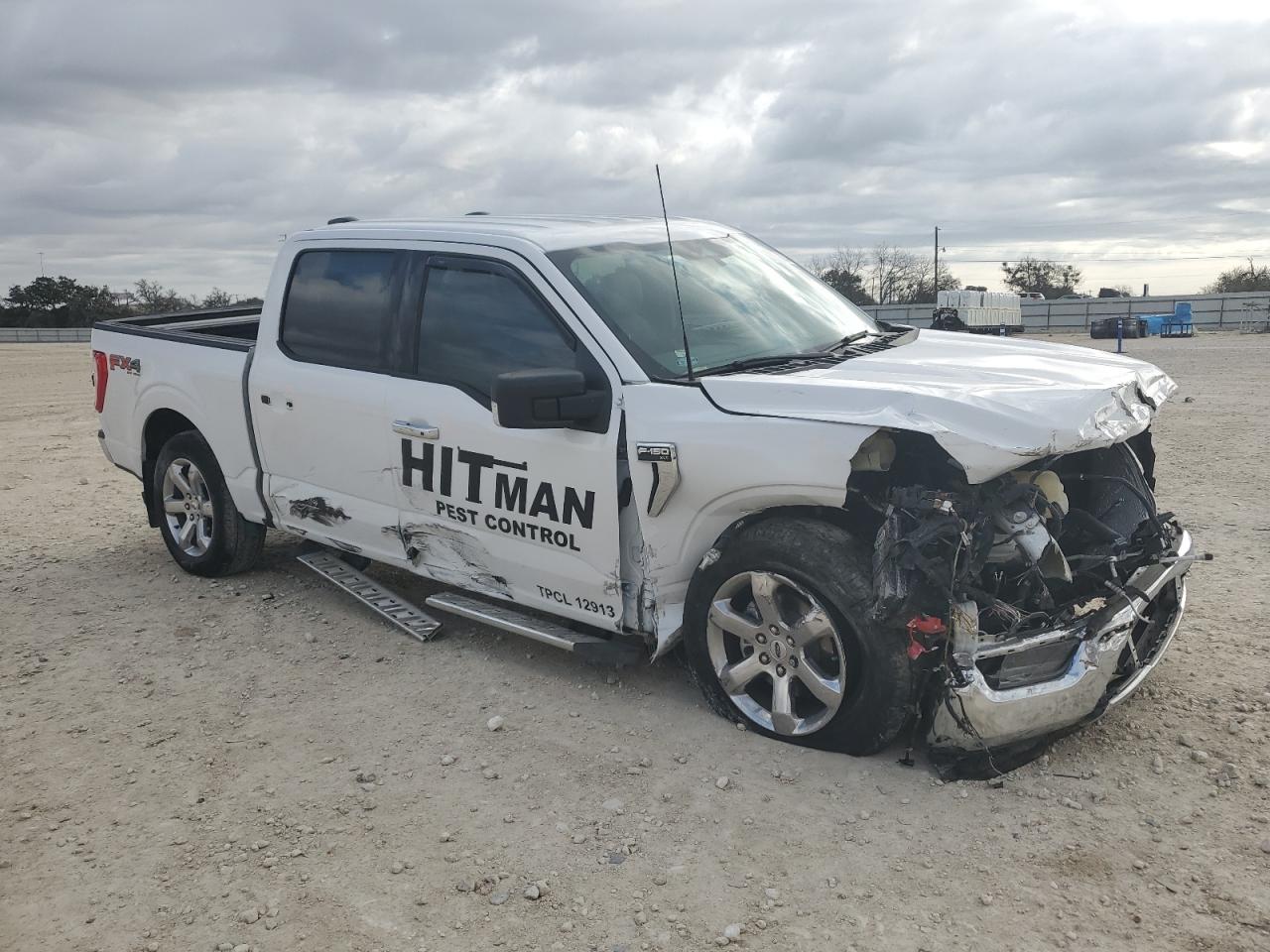 2022 Ford F-150 VIN 1FTFW1E59NKE75449 Copart auction photo, all over damage thumbnail 4