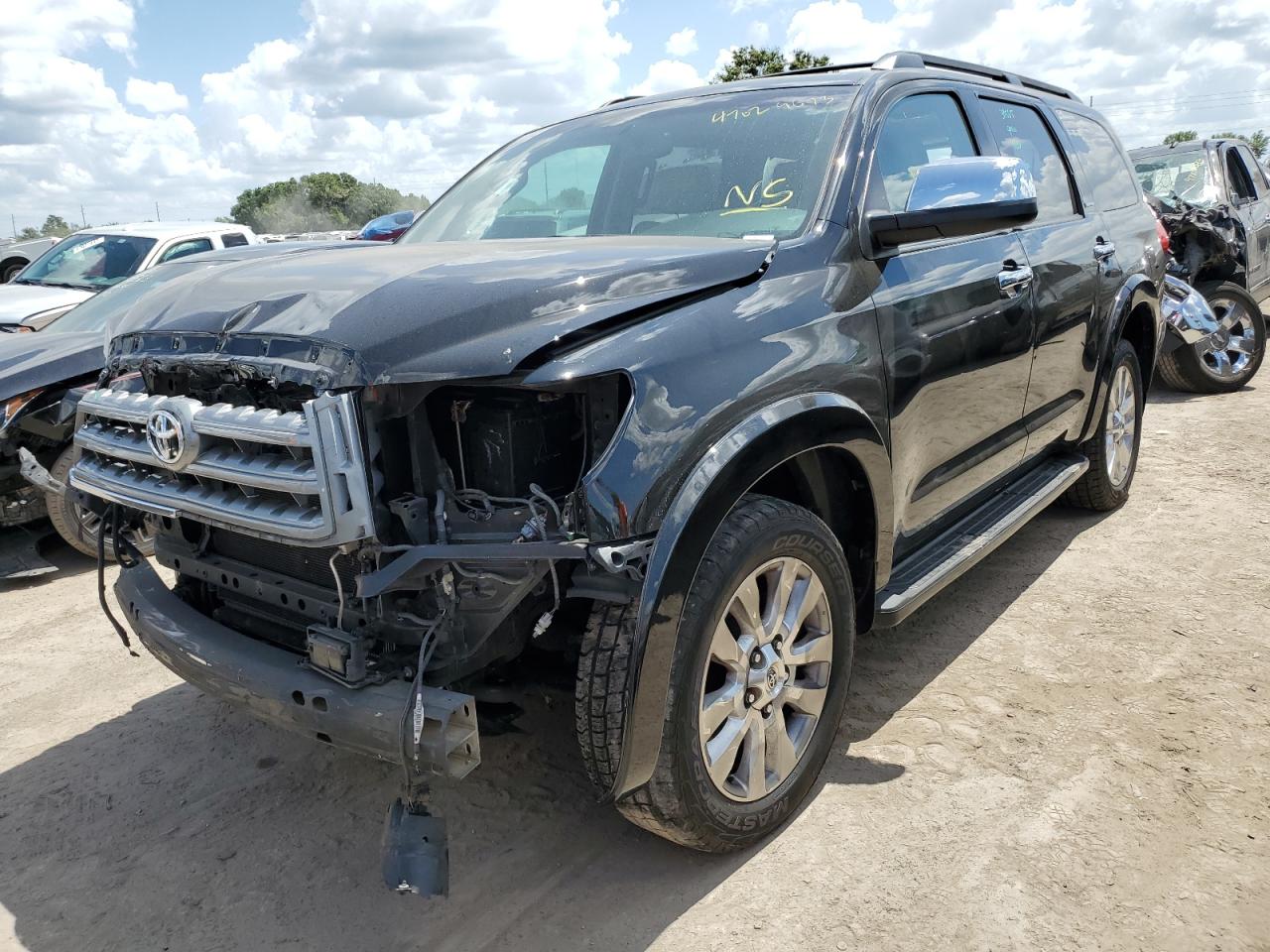 2011 Toyota Sequoia VIN 5TDYY5G11BS035766