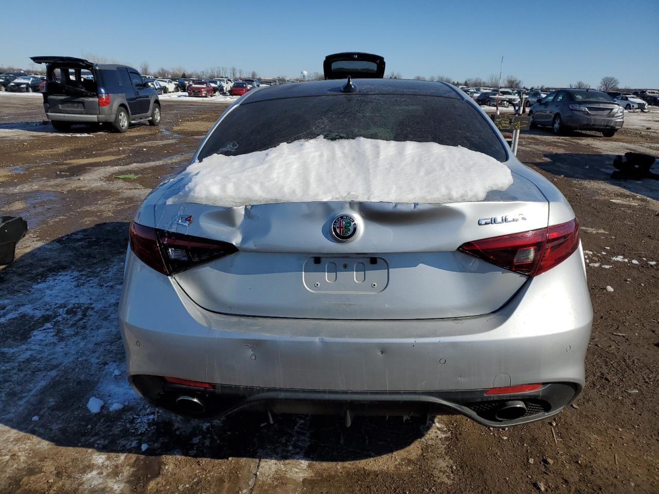 2017 Alfa Romeo Giulia VIN ZARFAEEN5H7556211 Copart auction photo, front end / undercarriage damage thumbnail 6