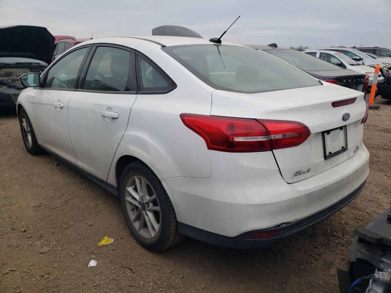 2015 Ford Focus VIN 1FADP3F24FL204515 Copart auction photo, normal wear damage thumbnail 2