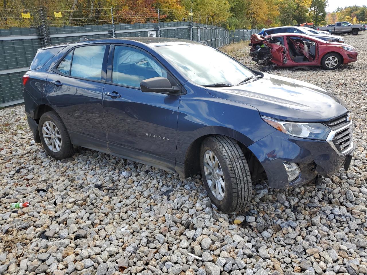 2018 Chevrolet Equinox VIN 3GNAXREV2JS647865 Copart auction photo, front end damage thumbnail 4
