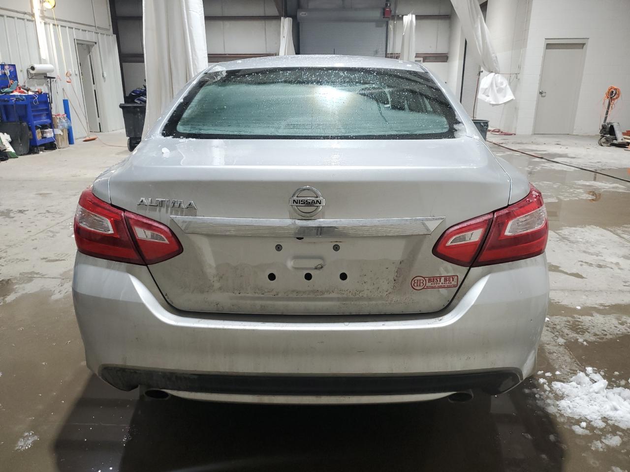2017 Nissan Altima VIN 1N4AL3AP4HC193942 Copart auction photo, front end damage thumbnail 6