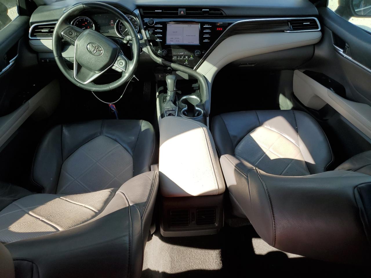 2018 Toyota Camry VIN 4T1B11HK2JU029460 Copart auction photo, side damage thumbnail 8
