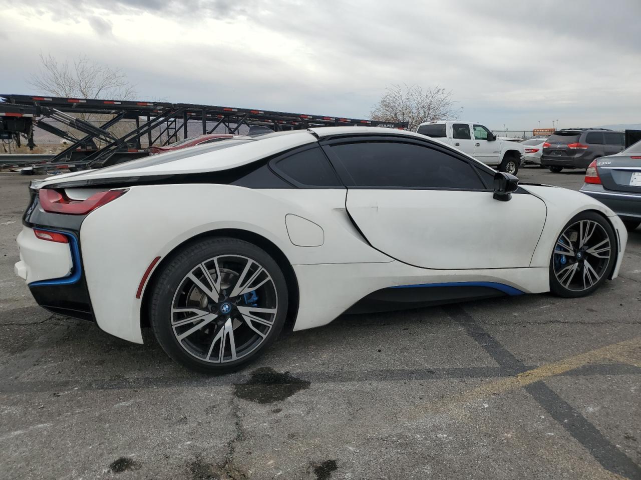 2015 BMW i8 VIN WBY2Z2C54FV674518 Copart auction photo, front end damage thumbnail 3