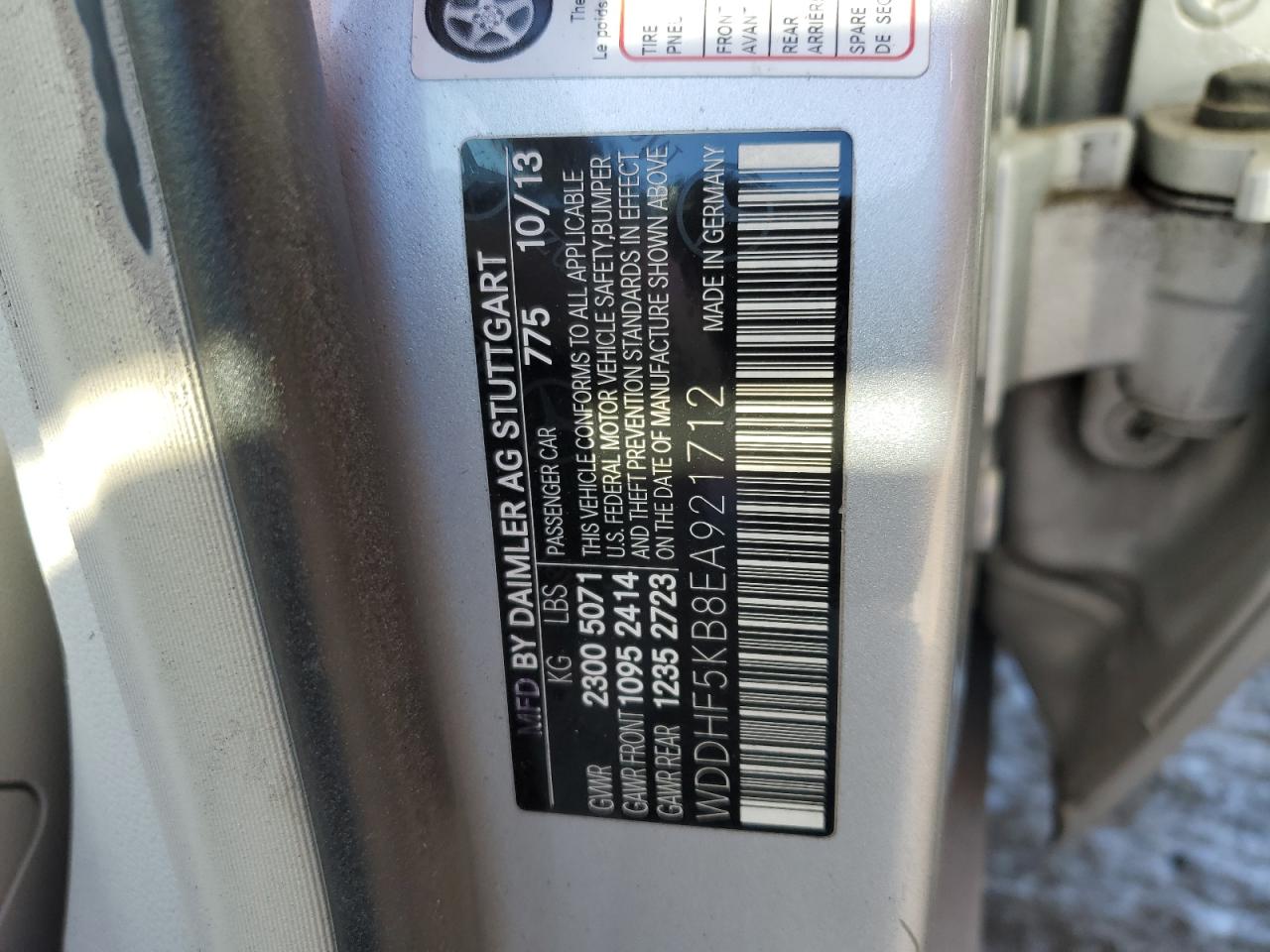 2014 Mercedes-Benz E-klasse VIN WDDHF5KB8EA921712 Copart auction photo, side damage thumbnail 12