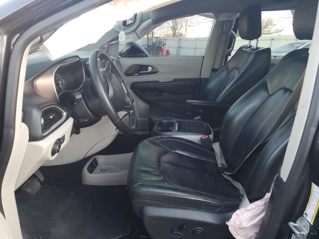 2017 Chrysler Pacifica VIN 2C4RC1BG2HR820547 Copart auction photo, rollover damage thumbnail 7