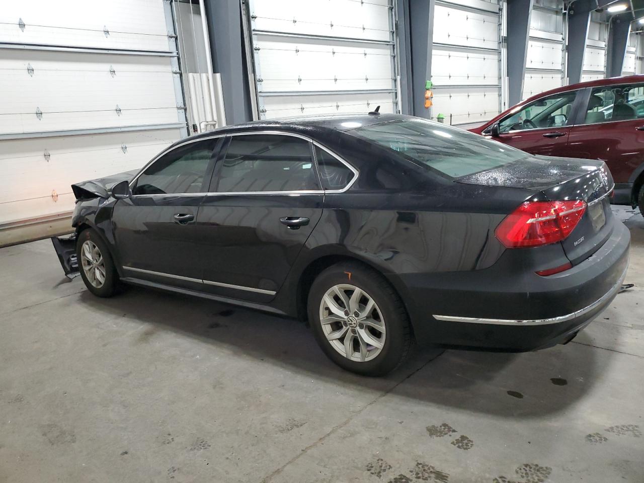 2016 Volkswagen Passat VIN 1VWAT7A34GC055442 Copart auction photo, front end damage thumbnail 2
