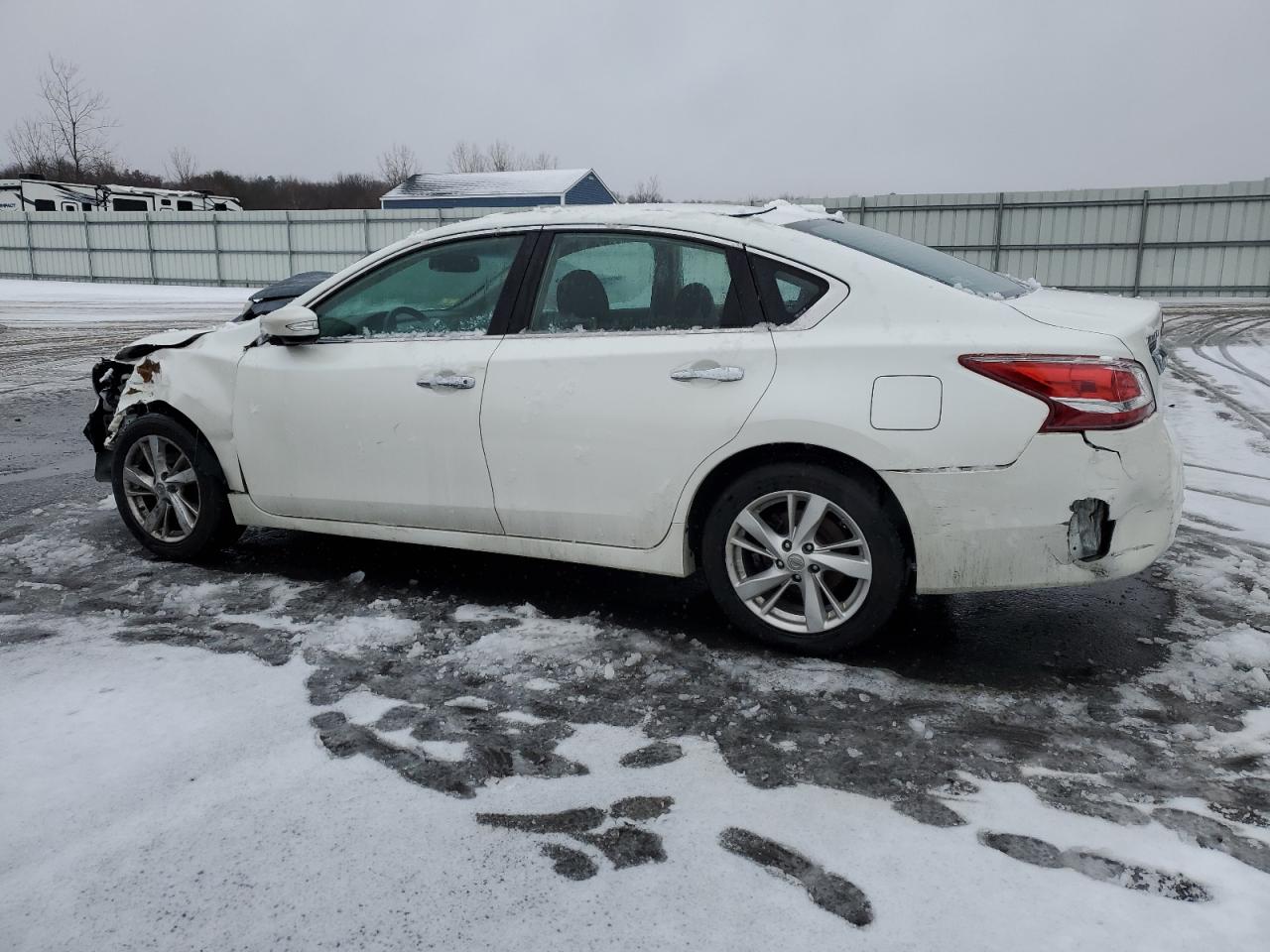 2013 Nissan Altima VIN 1N4AL3AP2DC113368 Copart auction photo, front end / minor dent/scratches damage thumbnail 2