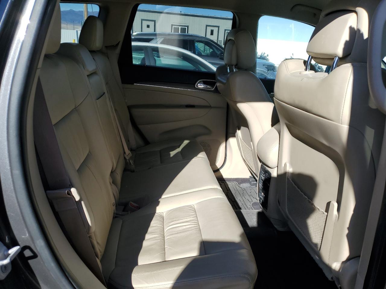 2016 Jeep Grand Cherokee VIN 1C4RJFBG9GC381857 Copart auction photo, mechanical / minor dent/scratches damage thumbnail 10