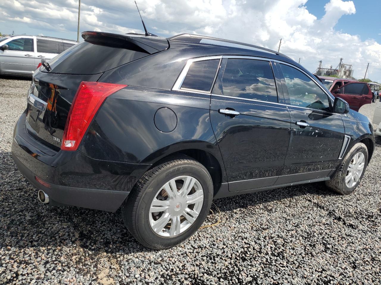 2014 Cadillac SRX VIN 3GYFNAE31ES580308 Copart auction photo, water/flood damage thumbnail 3