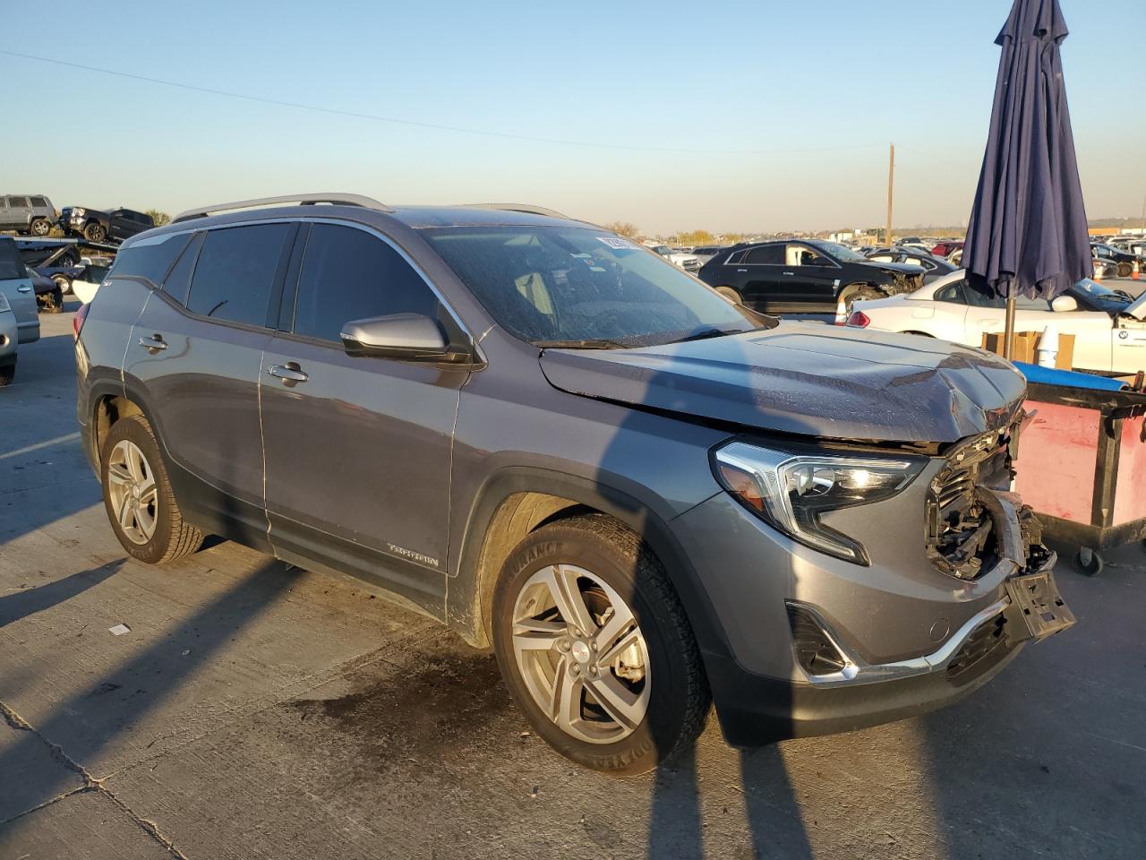 2018 GMC Terrain VIN 3GKALPEV8JL198487 Copart auction photo, front end / minor dent/scratches damage thumbnail 4