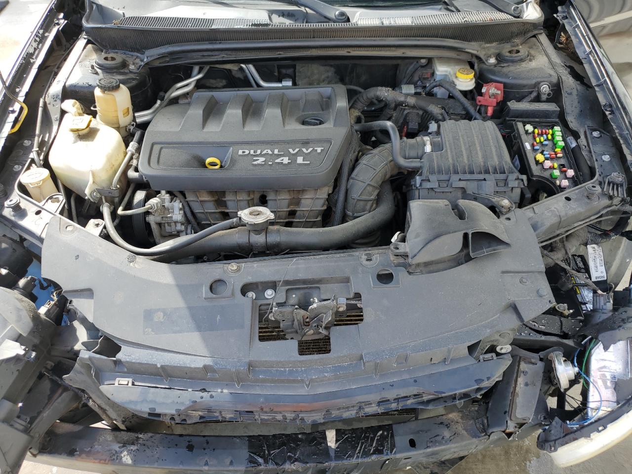 2013 Chrysler 200 VIN 1C3CCBBB2DN674873 Copart auction photo, front end damage thumbnail 11