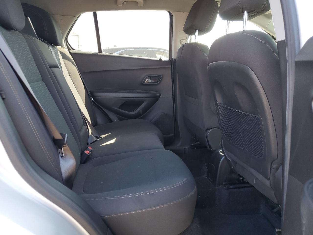 2021 Chevrolet Trax VIN KL7CJKSB8MB334675 Copart auction photo, front end / minor dent/scratches damage thumbnail 11