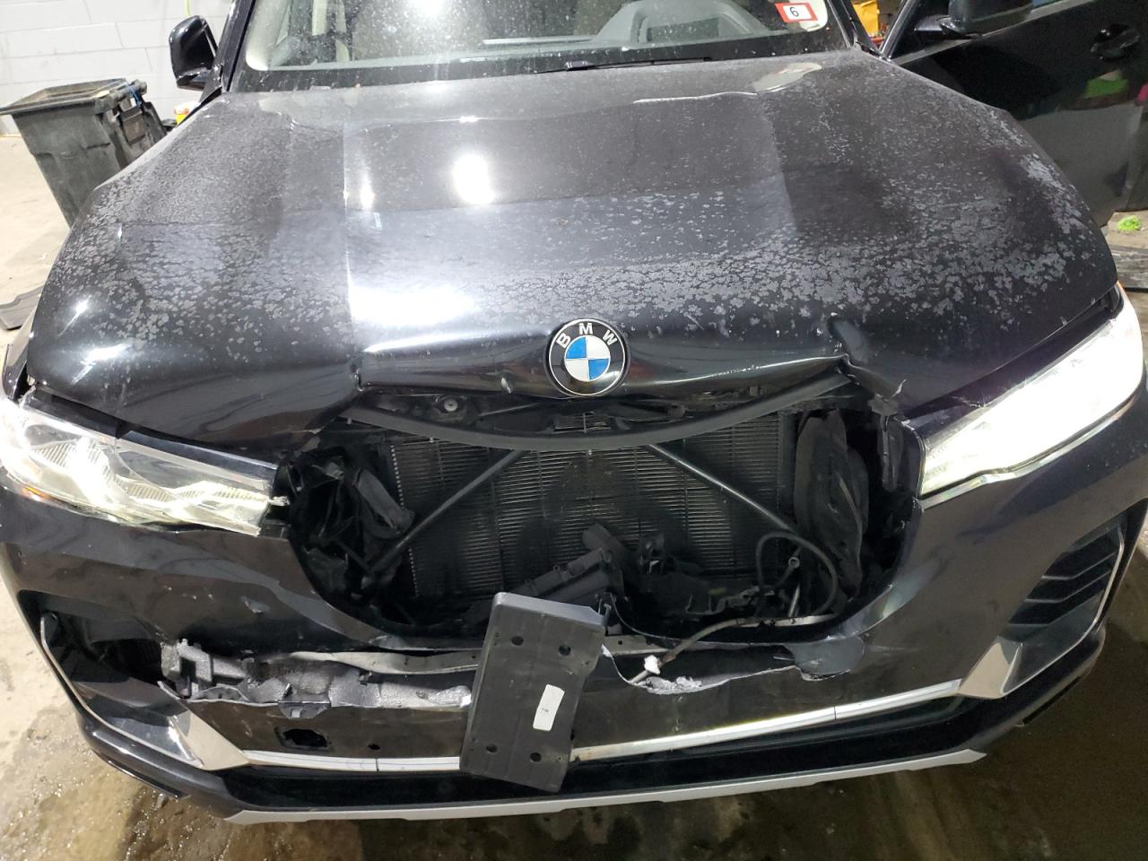 2020 BMW X7 VIN 5UXCW2C07L9A03580 Copart auction photo, front end / minor dent/scratches damage thumbnail 12