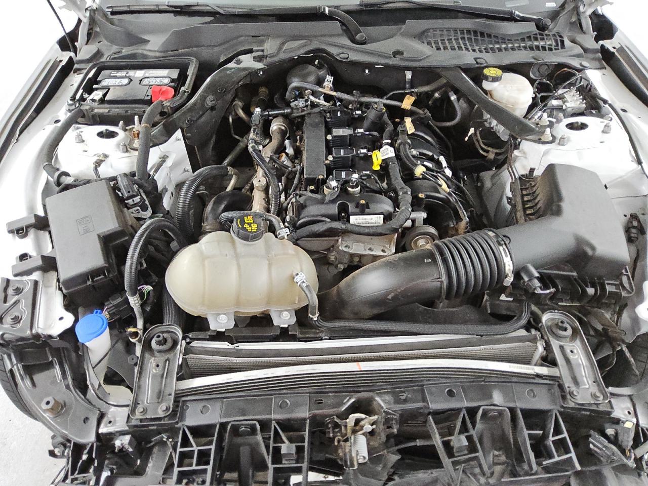 2022 Ford Mustang VIN 1FATP8UH2N5116680 Copart auction photo, front end damage thumbnail 11