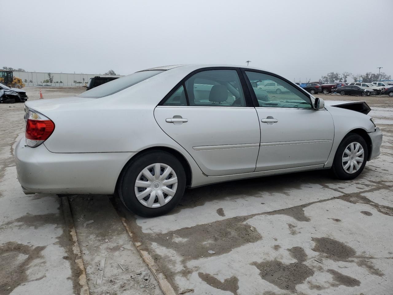 2006 Toyota Camry VIN 4T1BE30K26U655836 Copart auction photo, front end damage thumbnail 3