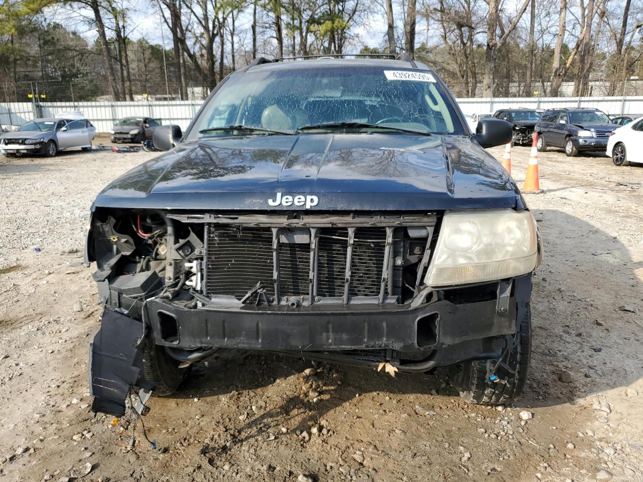 2003 Jeep Grand Cherokee VIN 1J4GX48S43C609354 Copart auction photo, front end damage thumbnail 5