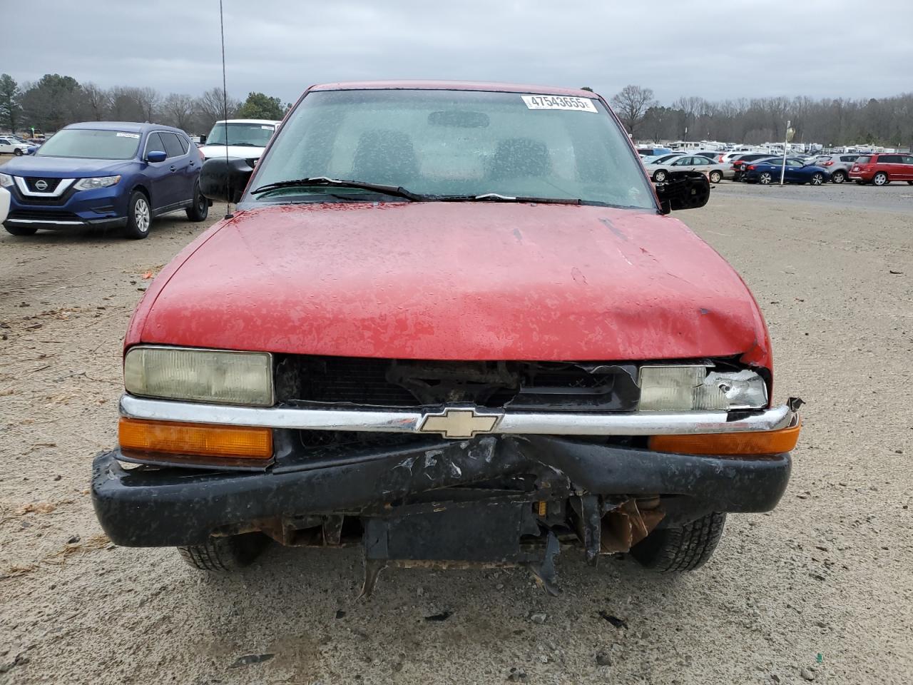 2003 Chevrolet S-10 Pickup VIN 1GCCS14H638124325 Copart auction photo, all over damage thumbnail 5