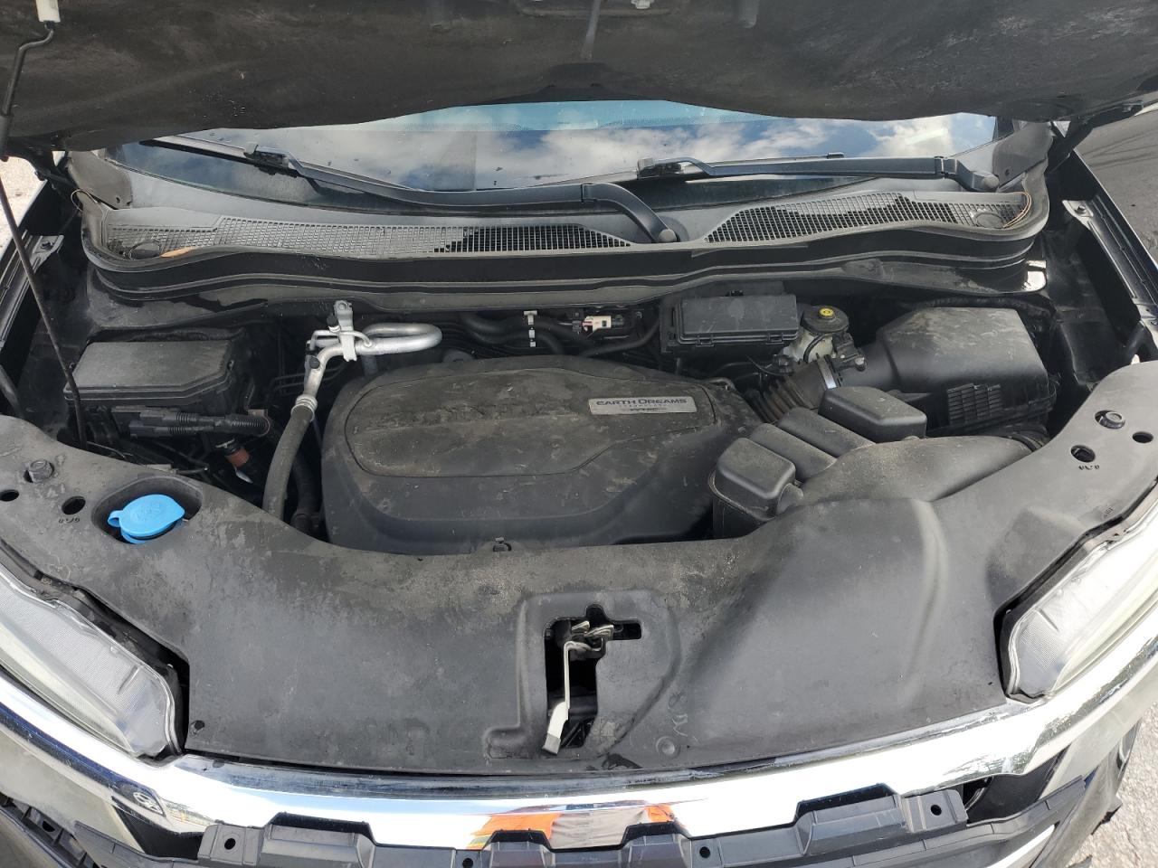 2016 Honda Pilot VIN 5FNYF5H57GB027304 Copart auction photo, front end / minor dent/scratches damage thumbnail 12