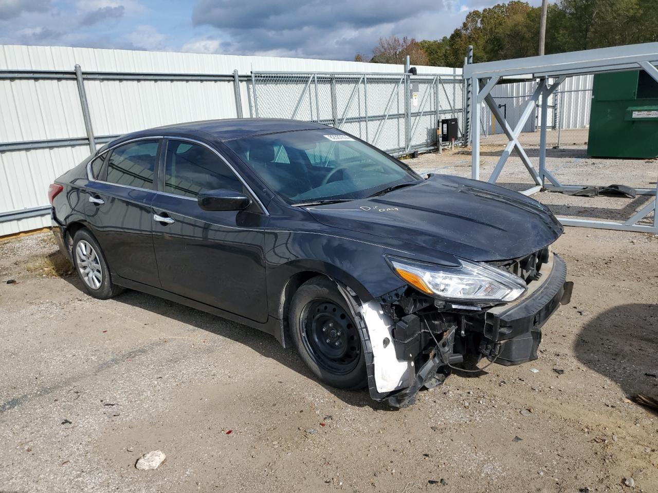 2018 Nissan Altima VIN 1N4AL3AP1JC263550 Copart auction photo, front end damage thumbnail 4