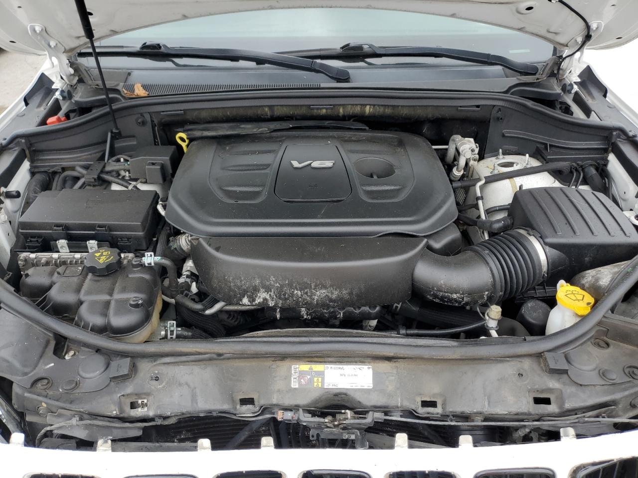 2016 Jeep Grand Cherokee VIN 1C4RJFAG9GC425521 Copart auction photo, front end damage thumbnail 12