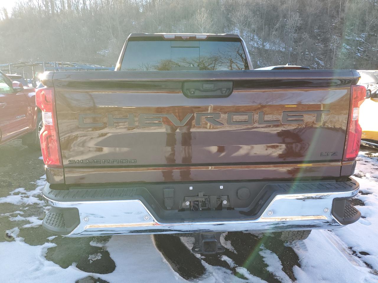 2024 Chevrolet Silverado VIN 1GC4YUEYXRF318878 Copart auction photo, side damage thumbnail 6