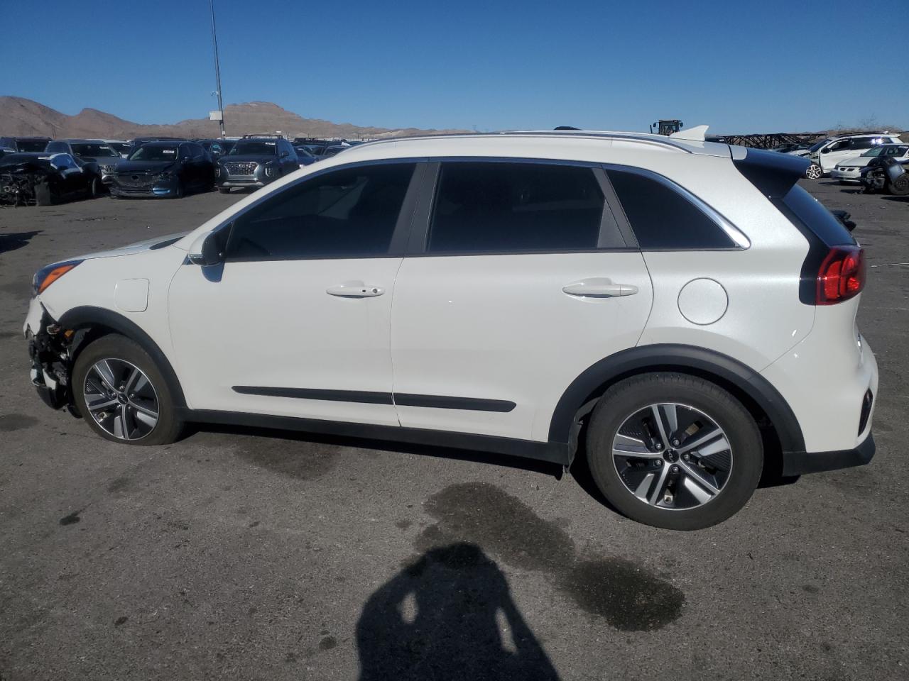2022 KIA Niro VIN KNDCC3LD4N5521480 Copart auction photo, front end damage thumbnail 2