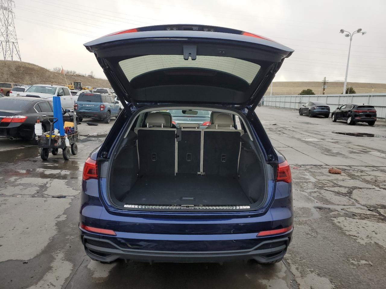 2024 Audi Q3 VIN WA1EECF38R1019391 Copart auction photo, front end / side damage thumbnail 6