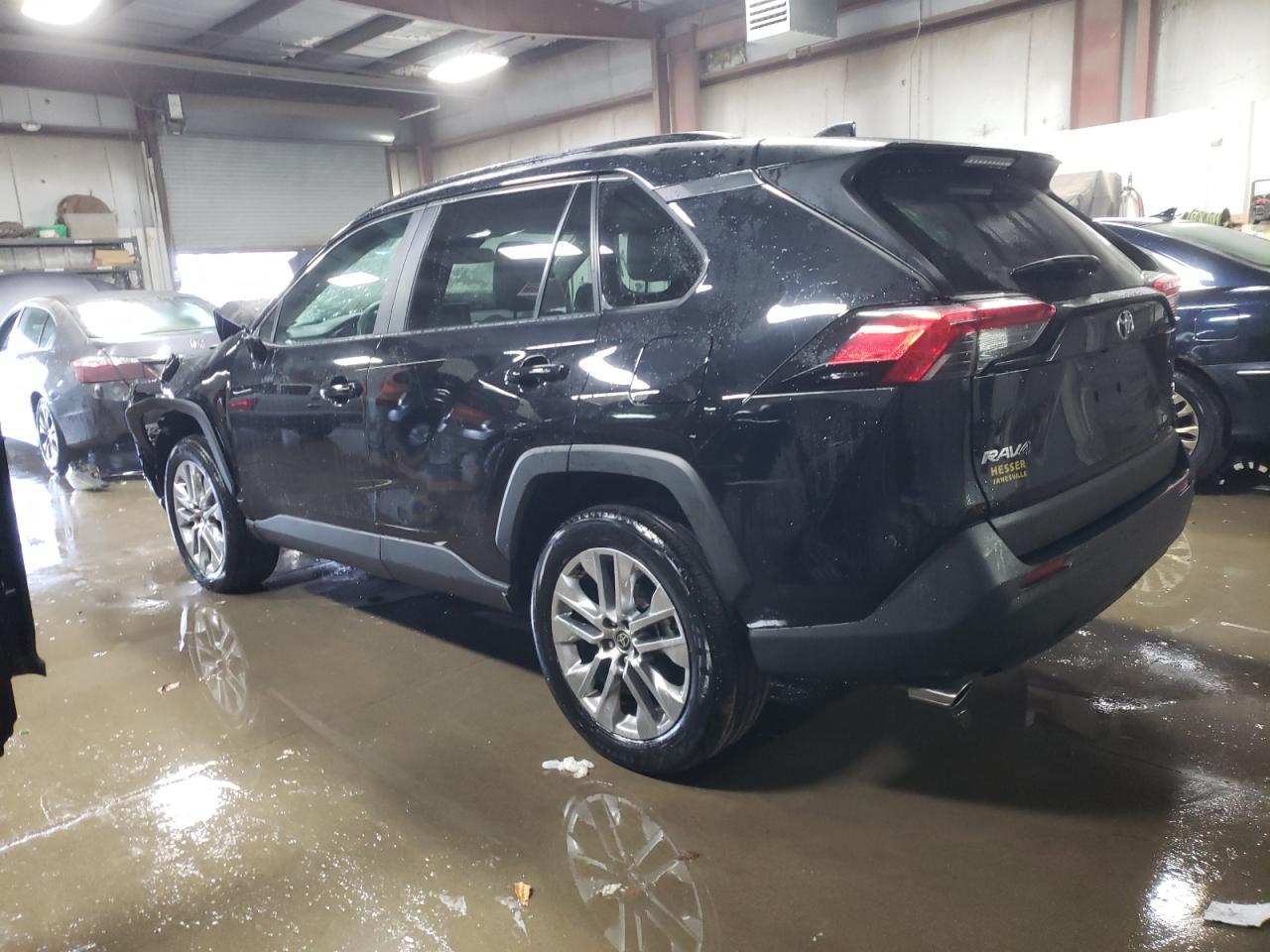 2022 Toyota RAV 4 VIN 2T3A1RFV1NC265071 Copart auction photo, front end damage thumbnail 2