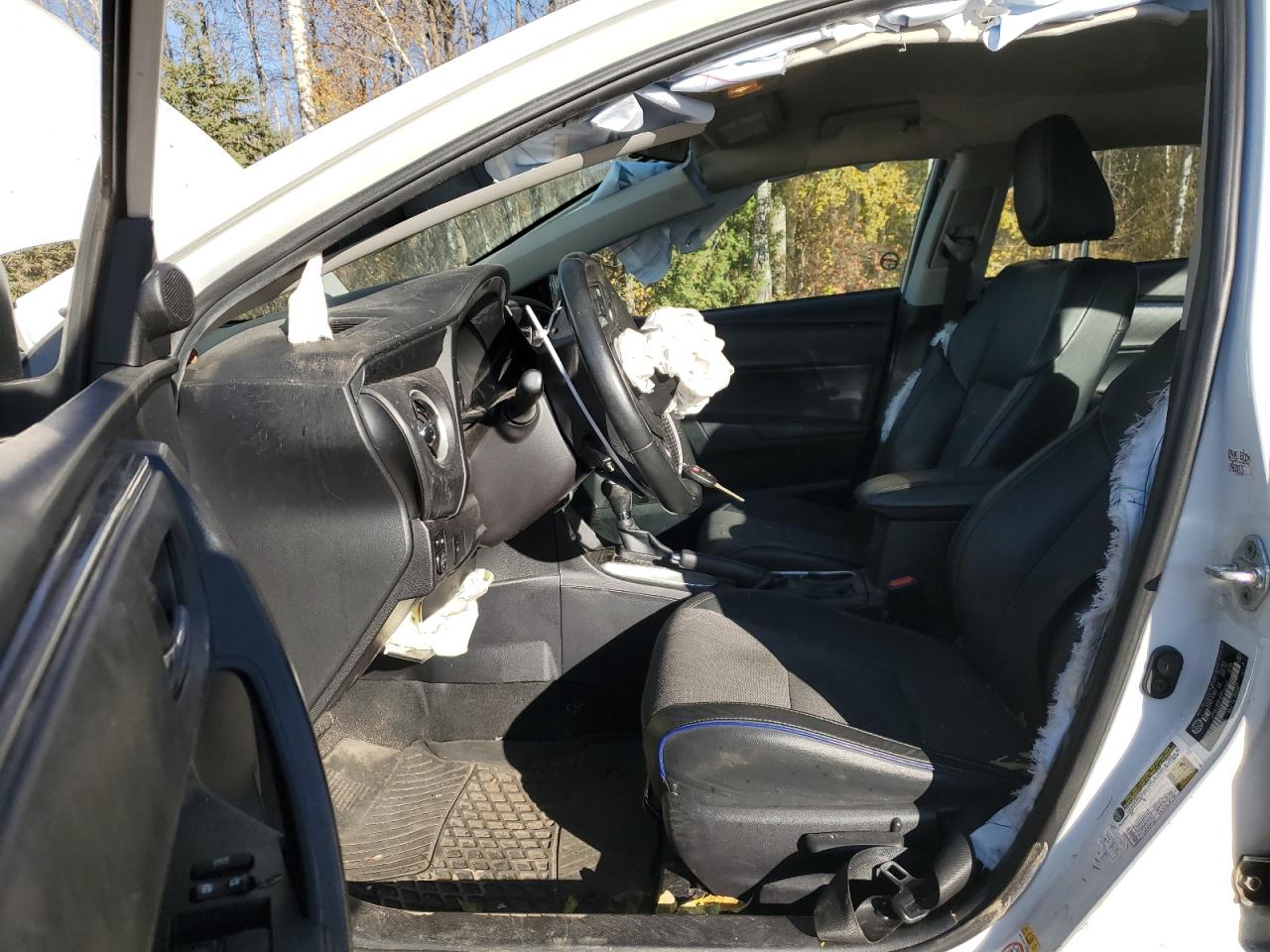 2019 Toyota Corolla VIN 2T1BURHE3KC130686 Copart auction photo, front end / side damage thumbnail 7