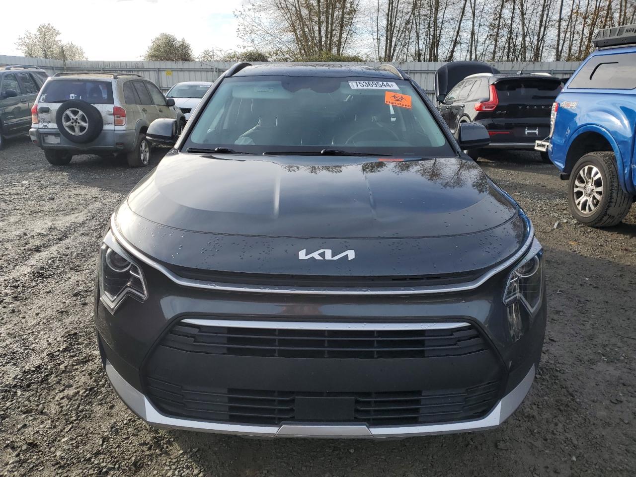 2023 KIA Niro VIN KNDCR3LE4P5035858 Copart auction photo, side / rear end damage thumbnail 5