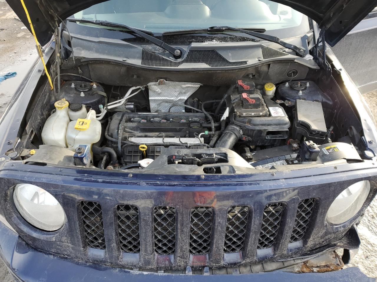2015 Jeep Liberty (Patriot) VIN 1C4NJRFB3FD244677 Copart auction photo, front end / side damage thumbnail 13