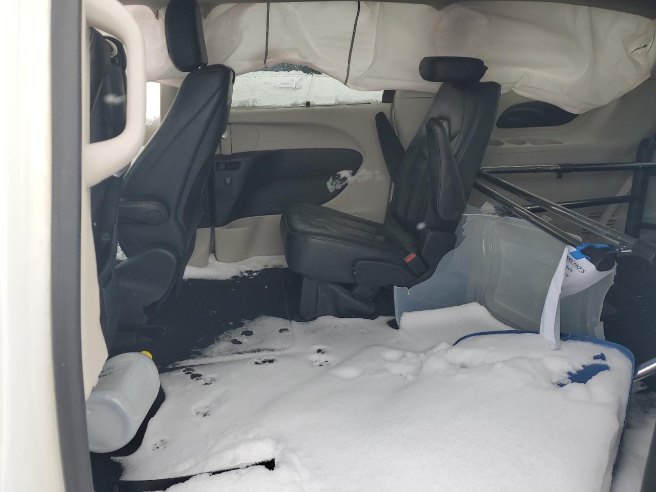 2017 Chrysler Pacifica VIN 2C4RC1EG2HR835691 Copart auction photo, front end / side damage thumbnail 11