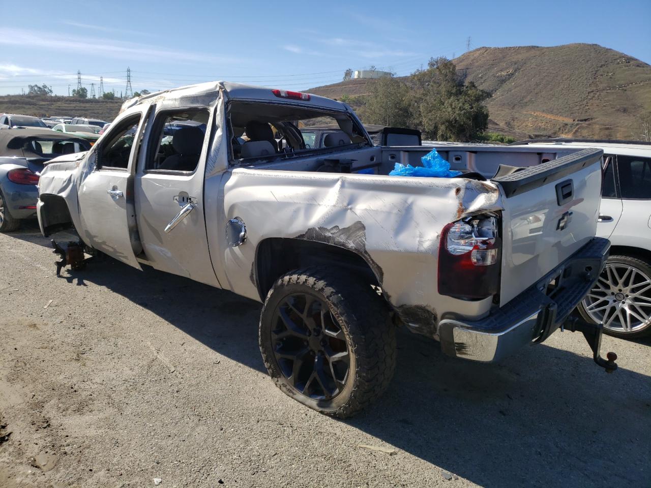 2008 Chevrolet Silverado VIN 2GCEC13JX81185813 Copart auction photo, all over / rollover damage thumbnail 2