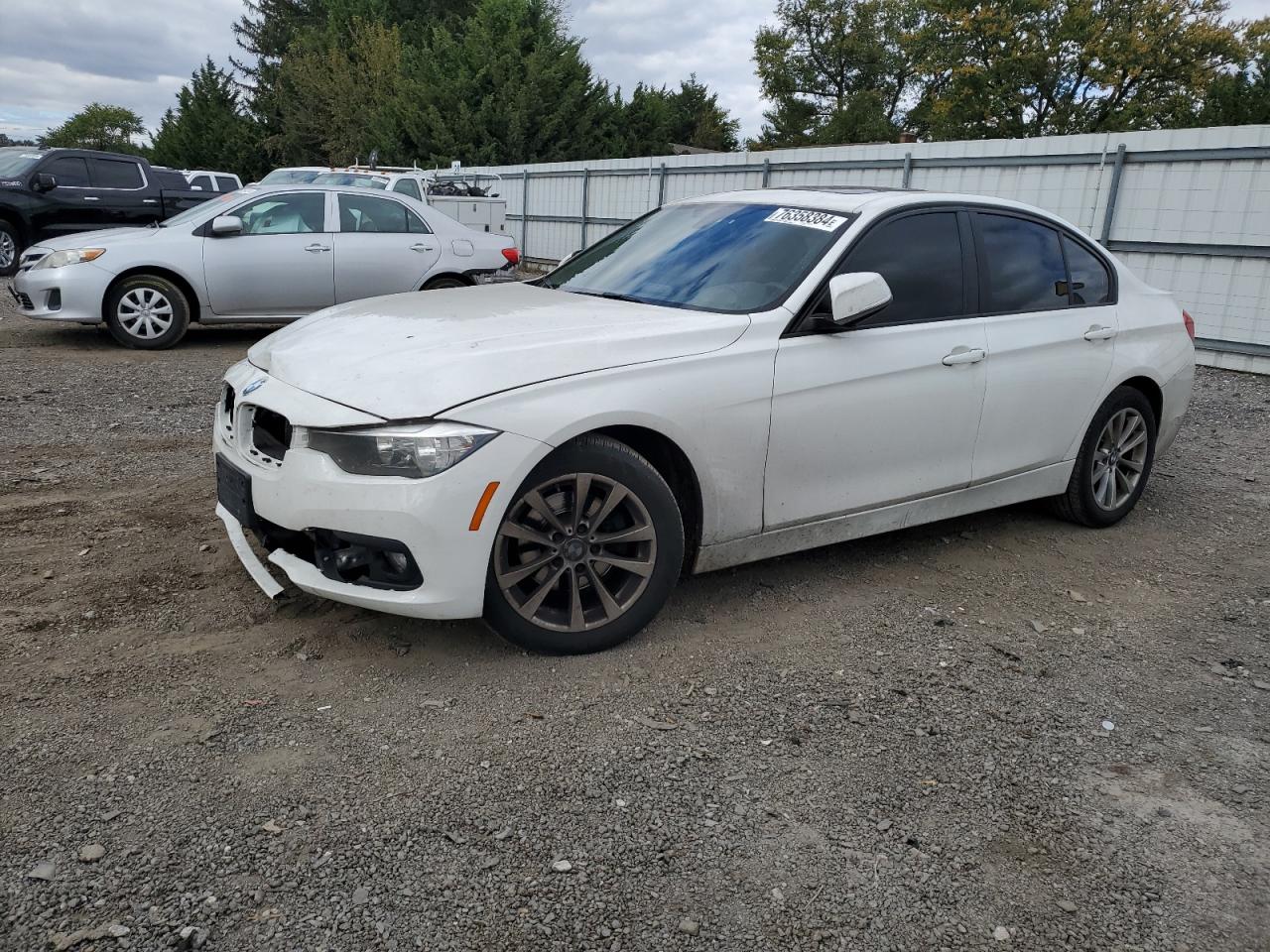 2016 BMW 3er VIN WBA8E5G51GNT93522